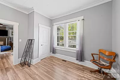116 W 4th Avenue, Gastonia, NC 28052 - Photo 14