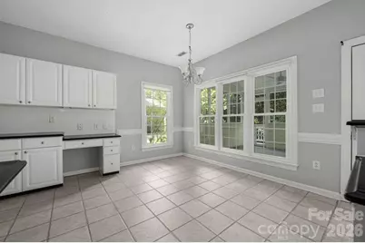5217 Fairvista Drive, Charlotte, NC 28269 - Photo 10