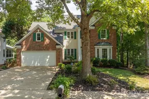 5217 Fairvista Dr, Charlotte, NC 28269 - Photo 2