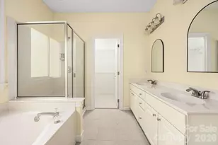 5217 Fairvista Dr, Charlotte, NC 28269 - Photo 20