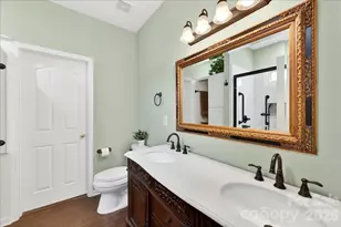 16046 Stuarts Draft Ct, Charlotte, NC 28278 - Photo 20