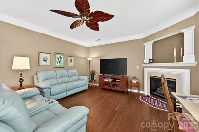 16046 Stuarts Draft Court, Charlotte, NC 28278 - Photo 8
