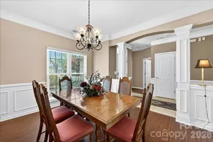 16046 Stuarts Draft Ct, Charlotte, NC 28278 - Photo 6