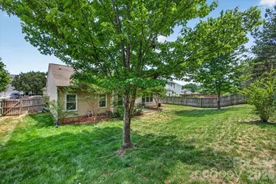 16046 Stuarts Draft Court, Charlotte, NC 28278 - Photo 26