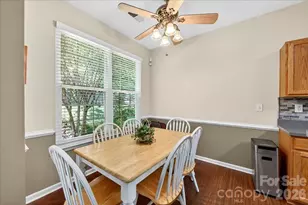 16046 Stuarts Draft Ct, Charlotte, NC 28278 - Photo 18
