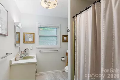 132 E Whisperwood Circle, Hendersonville, NC 28791 - Photo 20