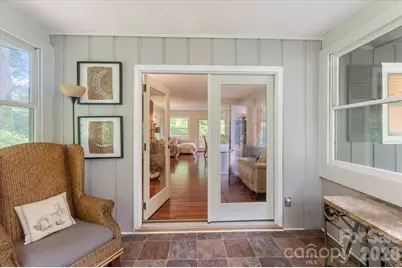 132 E Whisperwood Circle, Hendersonville, NC 28791 - Photo 8