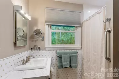 132 E Whisperwood Circle, Hendersonville, NC 28791 - Photo 14