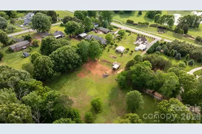 2582 Startown Road, Newton, NC 28658 - Photo 32