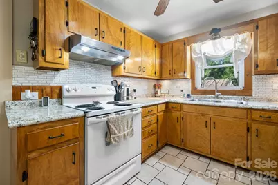 2582 Startown Road, Newton, NC 28658 - Photo 10