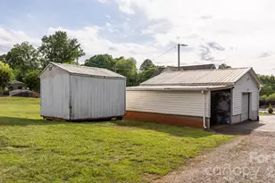 2582 Startown Rd, Newton, NC 28658 - Photo 24