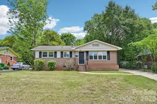 3935 Crestridge Dr, Charlotte, NC 28217 - Photo 1