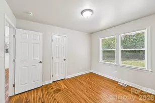 3935 Crestridge Dr, Charlotte, NC 28217 - Photo 16