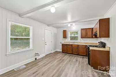 3935 Crestridge Drive, Charlotte, NC 28217 - Photo 14