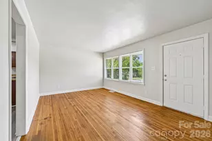 3935 Crestridge Dr, Charlotte, NC 28217 - Photo 6