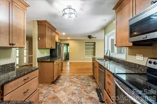 147 Barberry Heights Dr, Brevard, NC 28712 - Photo 16