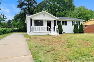 9209 Edgevale Dr, Charlotte, NC 28216 - Photo 2