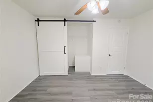 9209 Edgevale Dr, Charlotte, NC 28216 - Photo 26