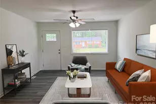 9209 Edgevale Dr, Charlotte, NC 28216 - Photo 4