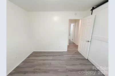 9209 Edgevale Drive, Charlotte, NC 28216 - Photo 18
