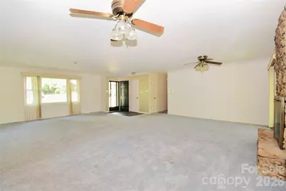 88 Botany Drive, Asheville, NC 28805 - Photo 6