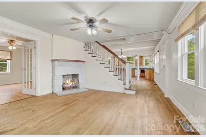 479 St Pauls Road, Hendersonville, NC 28792 - Photo 10