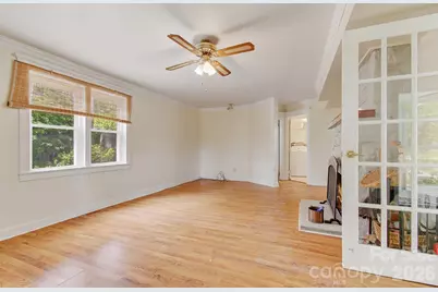 479 St Pauls Road, Hendersonville, NC 28792 - Photo 14