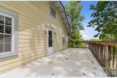 479 St Pauls Road, Hendersonville, NC 28792 - Photo 34