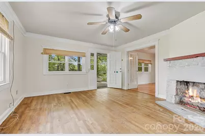479 St Pauls Road, Hendersonville, NC 28792 - Photo 12