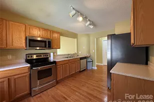 114 Fairway View Dr, Etowah, NC 28729 - Photo 6