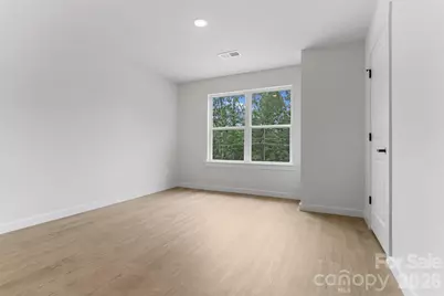 453-455 17th Avenue NE, Hickory, NC 28601 - Photo 8