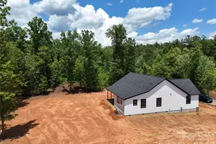 2435 Kimberly Ave, Morganton, NC 28655 - Photo 6
