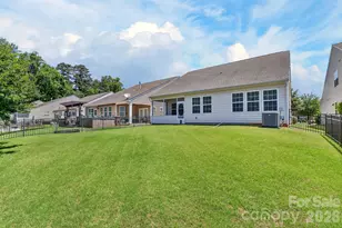 418 Brier Knob Dr, Fort Mill, SC 29715 - Photo 10