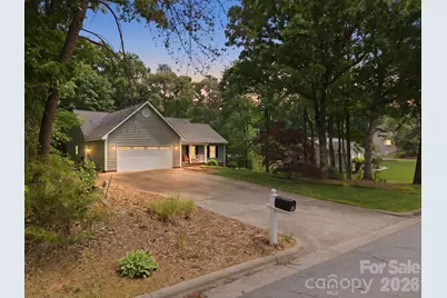 4804 Elmhurst Drive NE, Hickory, NC 28601 - Photo 36
