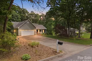 4804 Elmhurst Dr NE, Hickory, NC 28601 - Photo 36