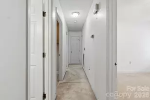 4804 Elmhurst Dr NE, Hickory, NC 28601 - Photo 18