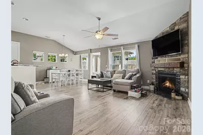 110 Humbold Place, Mooresville, NC 28115 - Photo 2