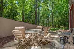 100 Falls Summit Rd, Hendersonville, NC 28739 - Photo 30