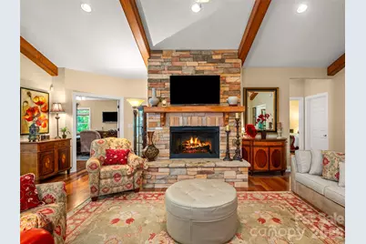 100 Falls Summit Road, Hendersonville, NC 28739 - Photo 8