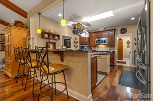 100 Falls Summit Rd, Hendersonville, NC 28739 - Photo 12