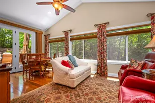 100 Falls Summit Rd, Hendersonville, NC 28739 - Photo 10