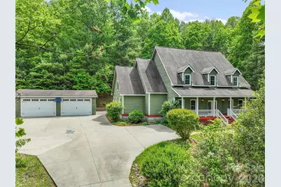 287 Shady Creek Lane, Hendersonville, NC 28739 - Photo 2