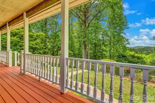 287 Shady Creek Ln, Hendersonville, NC 28739 - Photo 6