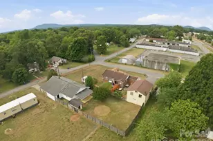 3620 2nd Ave SW, Hickory, NC 28602 - Photo 38
