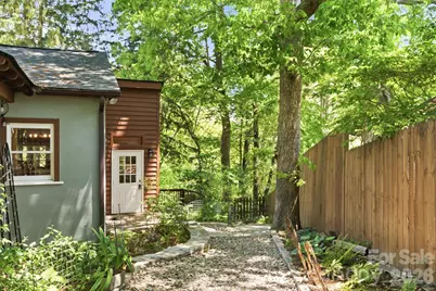 49 Plymouth Circle, Asheville, NC 28803 - Photo 6