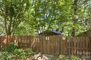 49 Plymouth Cir, Asheville, NC 28803 - Photo 4