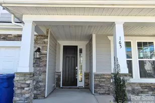 165 Winterberry St, Mooresville, NC 28117 - Photo 2