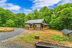 1737 Newfound Rd, Leicester, NC 28748 - Photo 36