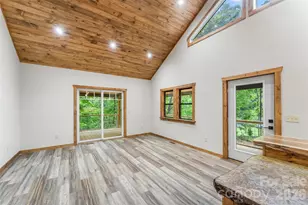 1737 Newfound Rd, Leicester, NC 28748 - Photo 16