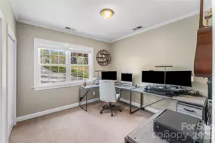 1548 Castell Ln, Hickory, NC 28601 - Photo 14
